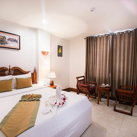 โรงแรมรีแลกซ์ พนมเปญ ภายนอก รูปภาพ