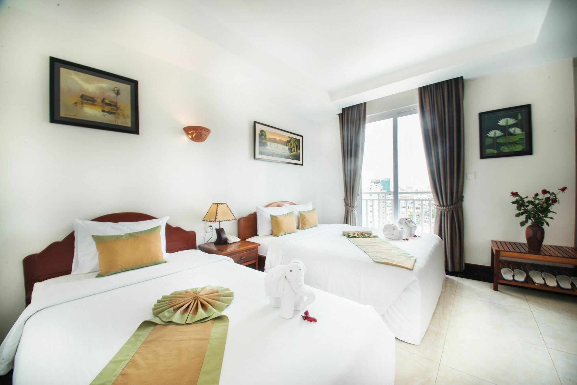 โรงแรมรีแลกซ์ พนมเปญ ภายนอก รูปภาพ